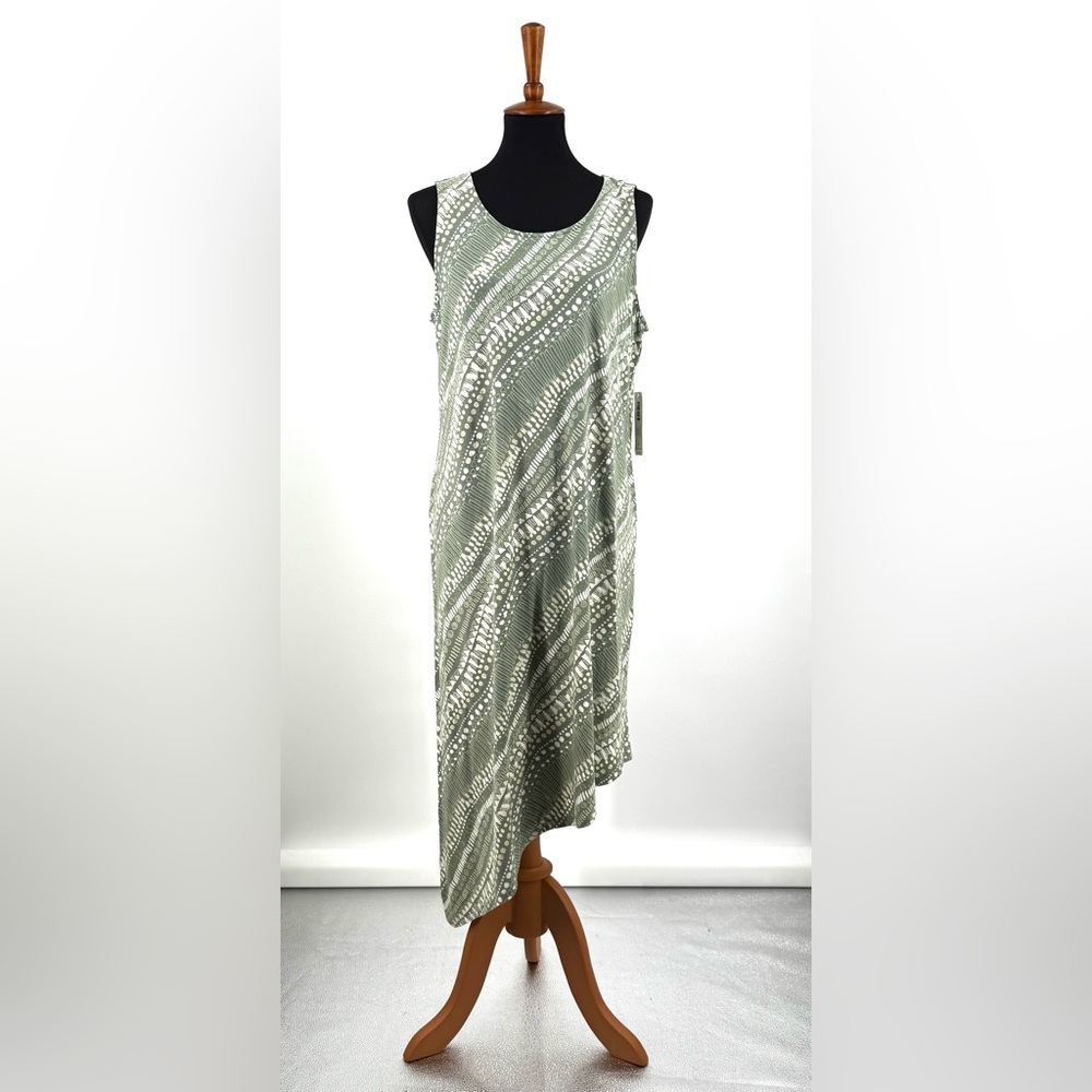 Chico’s Crystal Stone Tulip Midi Dress in Cypress Vine Color Size 2 NWT Pretty